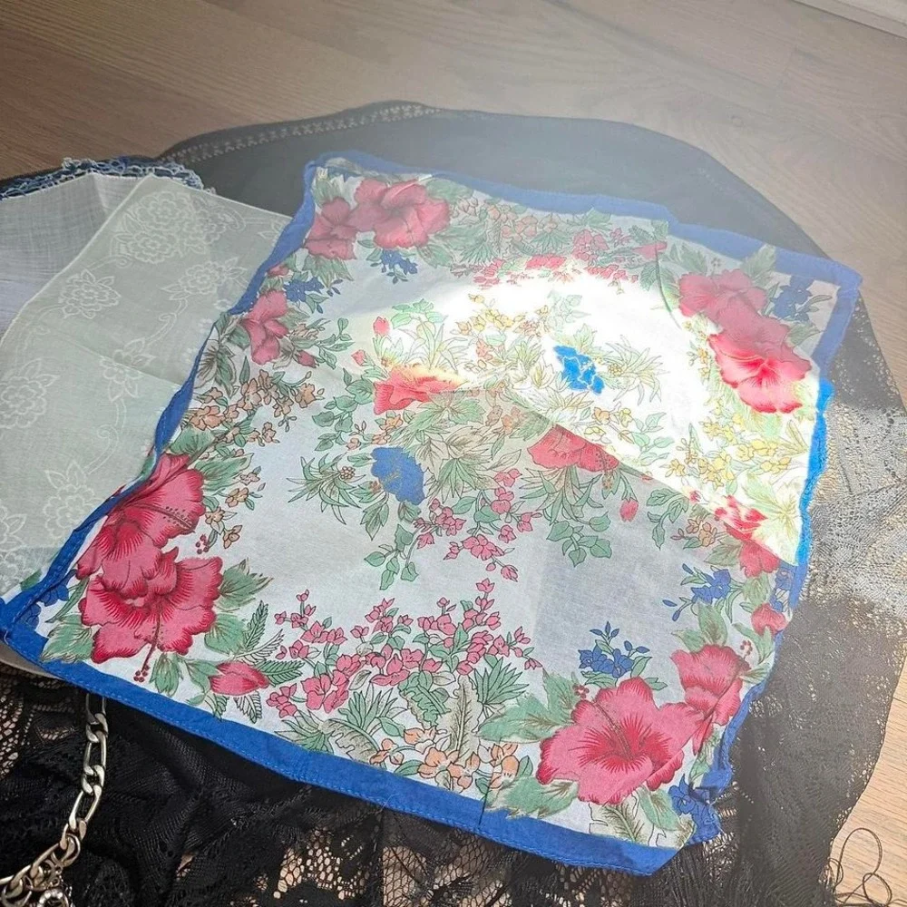 Vintage‎ handkerchief scarf bundle